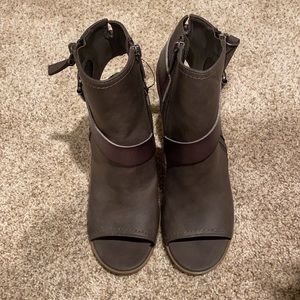 DV by Dolce Vita peep toe bootie